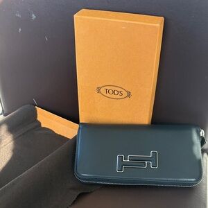 Tod's Black Leather Wallet with Orange Box